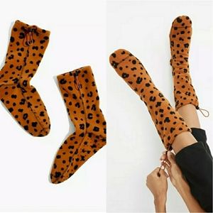 NWT Madewell Leopard Cheetah Slipper Socks L-XL